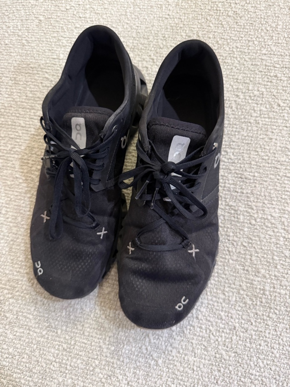 On Running Men's Athletic Shoes - Black